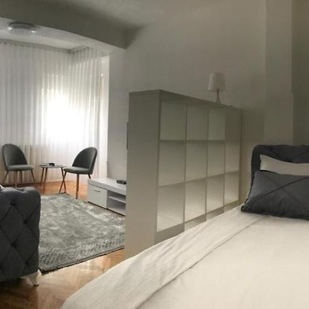 Stan Na Dan Apartman Novi Pazar Kültér fotó