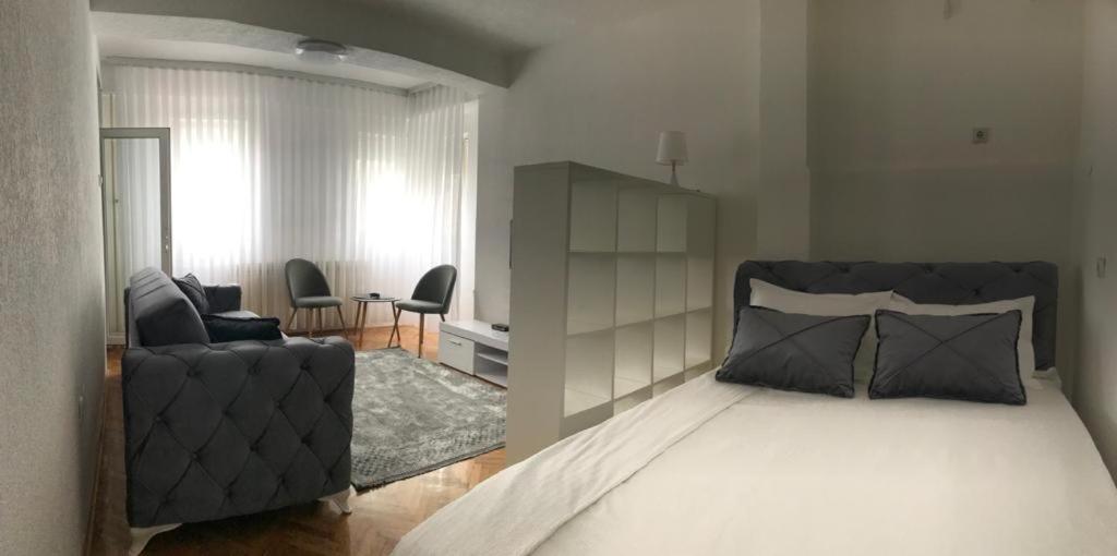 Stan Na Dan Apartman Novi Pazar Kültér fotó